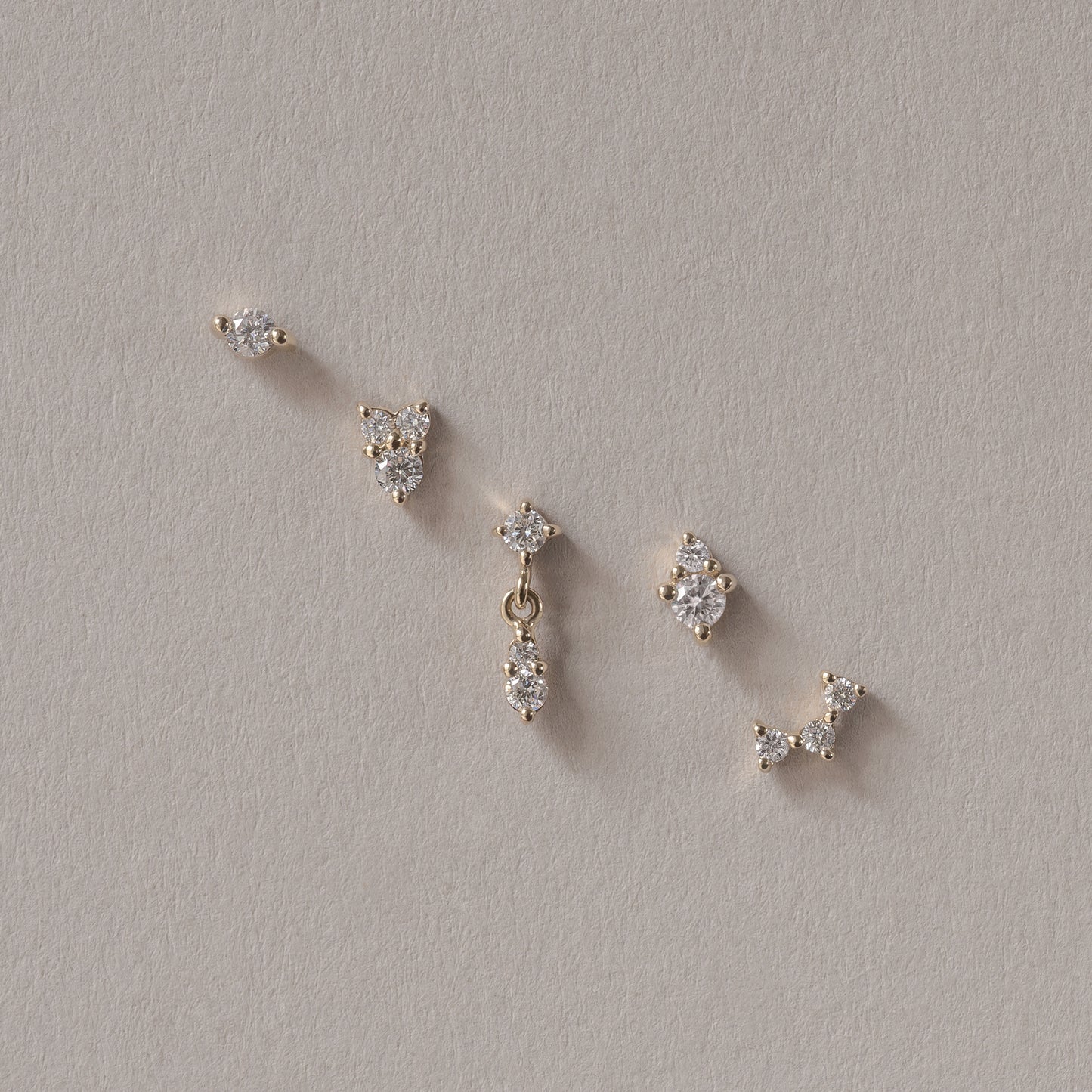 ear studs ørestikker øreringe 9k 375 guld solid gold feminine feminin diamond diamant dainty intricate classic klassisk simple simpel modern timeless elegant handcraftedcph handcrafted jewelry copenhagen handmade danish design contemporary mix match