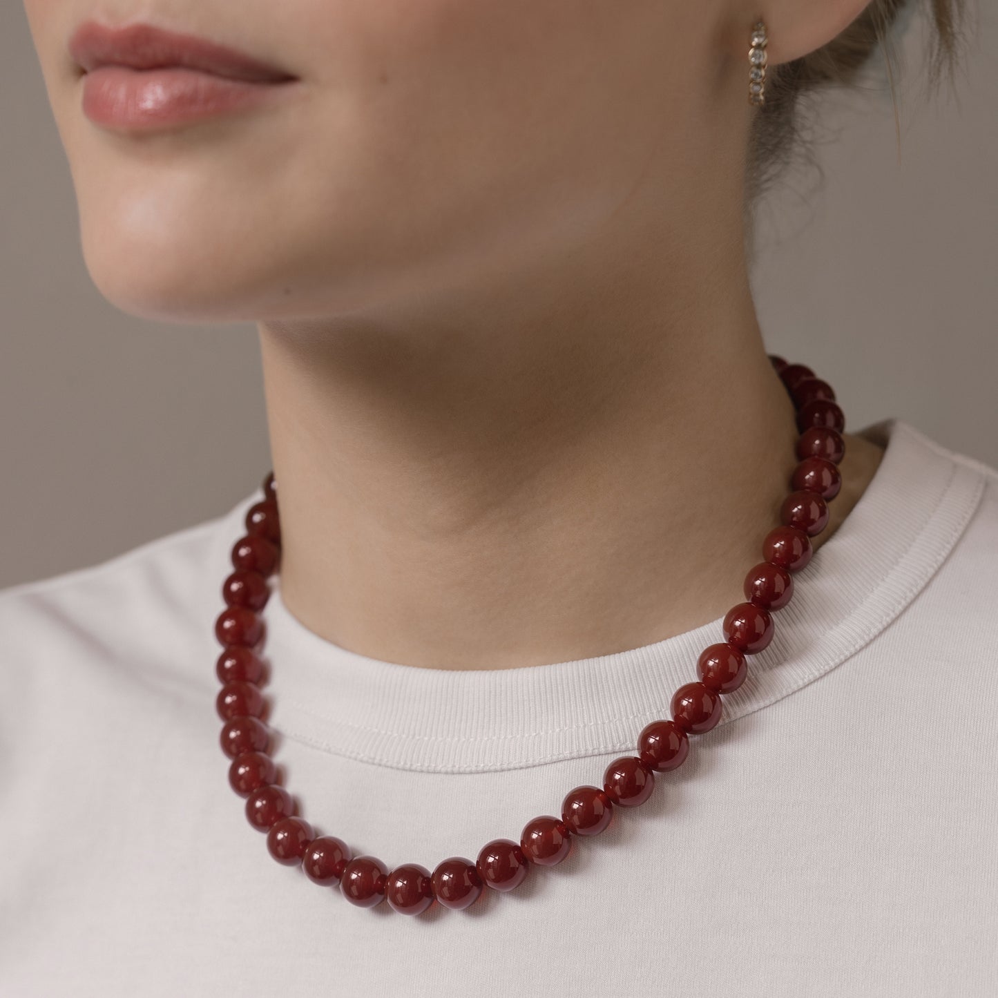 Coco gemstone necklace halskæde  925 silver sølv forgyldt 18k gold plated shiny pearl sten stone karneol carnelian jade rose quartz rosakvarts rose feminine feminin summer chunky classic klassisk simple simpel modern timeless elegant handcraftedcph handcrafted jewelry copenhagen handmade danish design contemporary mix match