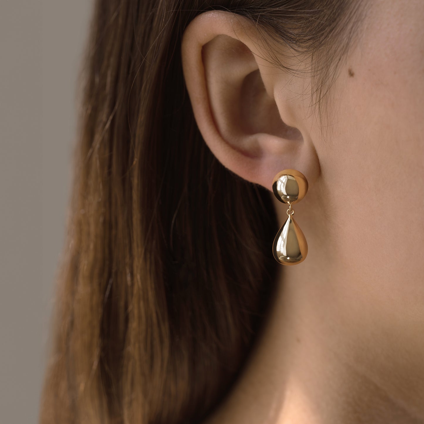 leah ear studs earrings silver sølv 18k gold plated forgyldt handmade danish design handcrafted handcraftedcph sphere chunky volume ørestikker