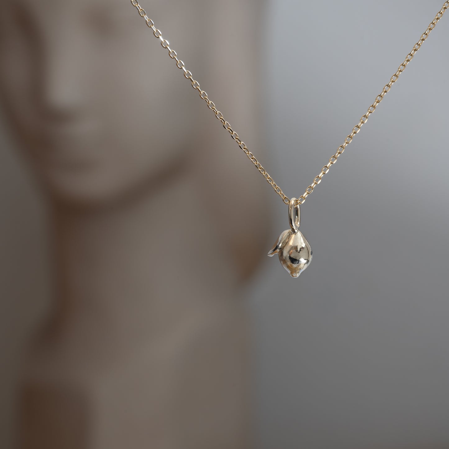 Limone Charm Pendant - 9k