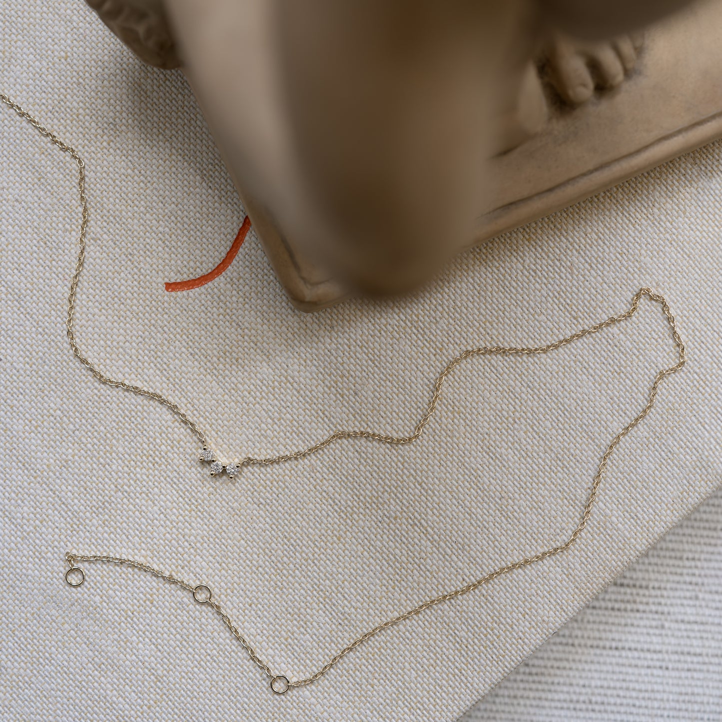 Luisa necklace 9k 375 guld solid gold feminine feminin diamond diamant dainty intricate classic klassisk simple simpel modern timeless elegant handcraftedcph handcrafted jewelry copenhagen handmade danish design contemporary