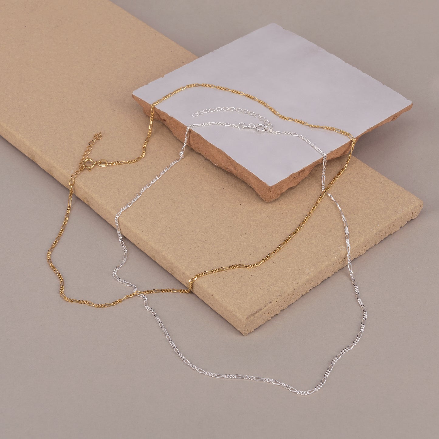 Figaro Necklace halskæde slim chain 925 sterling silver 18k gold plated forgyldt sølv handcrafted copenhagen handcraftedcph handmade simple