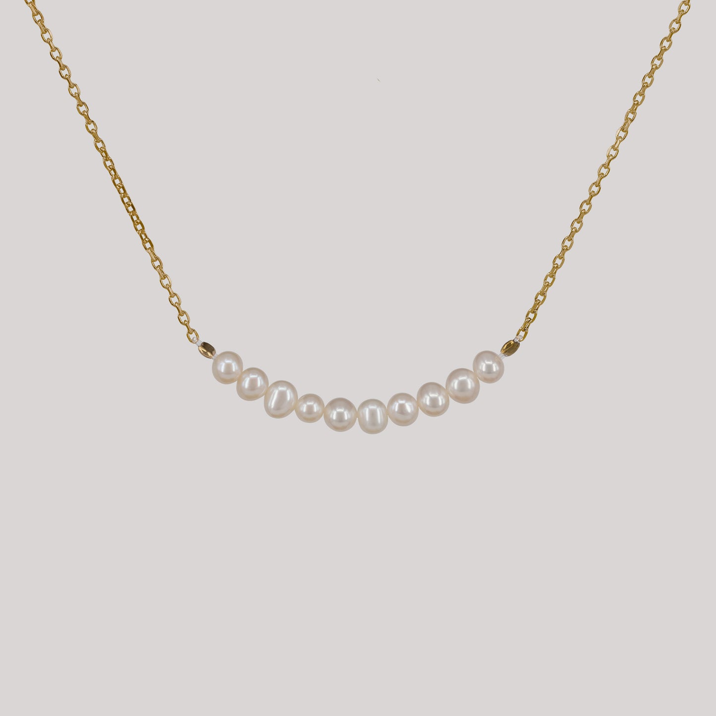 Petra necklace halskæde adjustable diamond cut faceteret slim chain perler pearls handmade copenhagen danish design natural pearls handcraftedcph sølv silver 18k gold plated forgyldt freshwater pearls ferskvandsperler copenhagen summer pearls