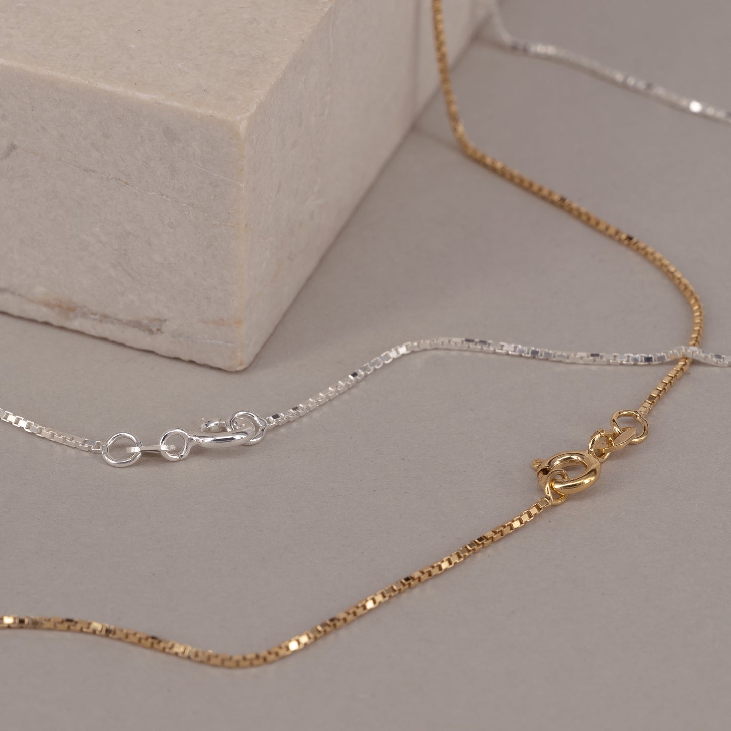 Venezia Necklace halskæde classic slim square box block chain 925 sterling silver 18k gold plated forgyldt sølv handcrafted copenhagen handcraftedcph handmade timeless