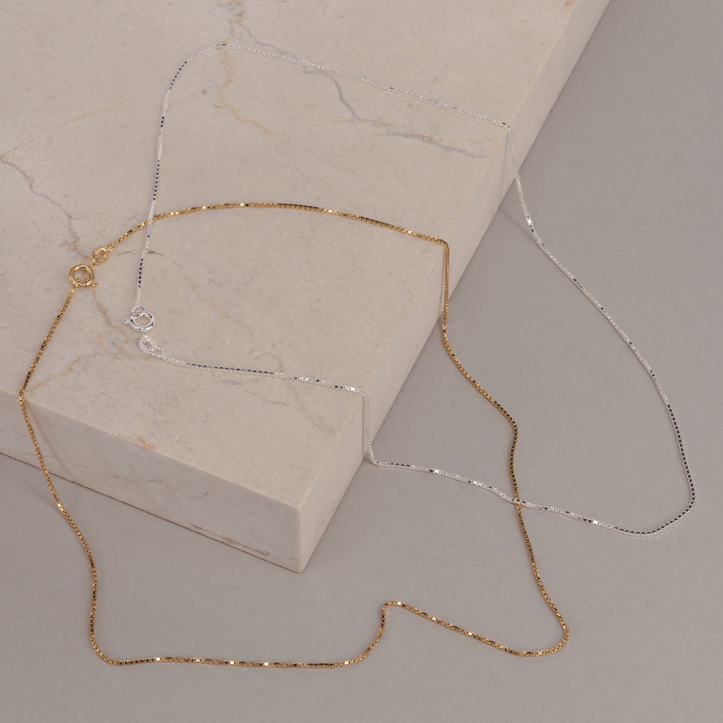 Venezia Necklace halskæde classic slim square box block chain 925 sterling silver 18k gold plated forgyldt sølv handcrafted copenhagen handcraftedcph handmade timeless