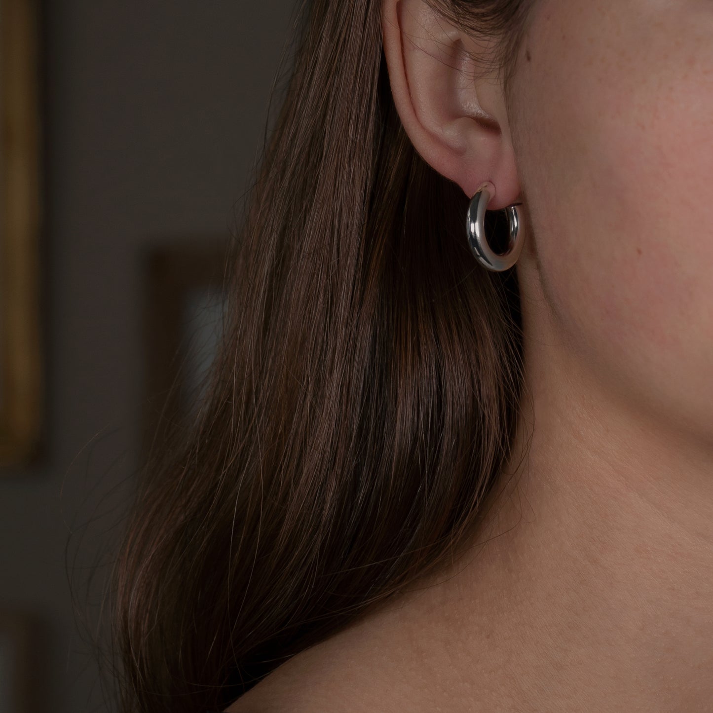 chunky hoops medium 20mm handcraftedcph wide heavy sterling silver clean 18k gold plated forgyldt sølv øreringe creoles handcrafted simple claissc danish design