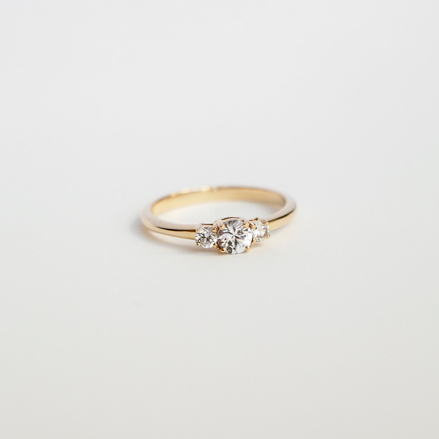 trilogy solid gold ring 9k massiv guldring safir white sapphire handcraftedcph danish design handmade