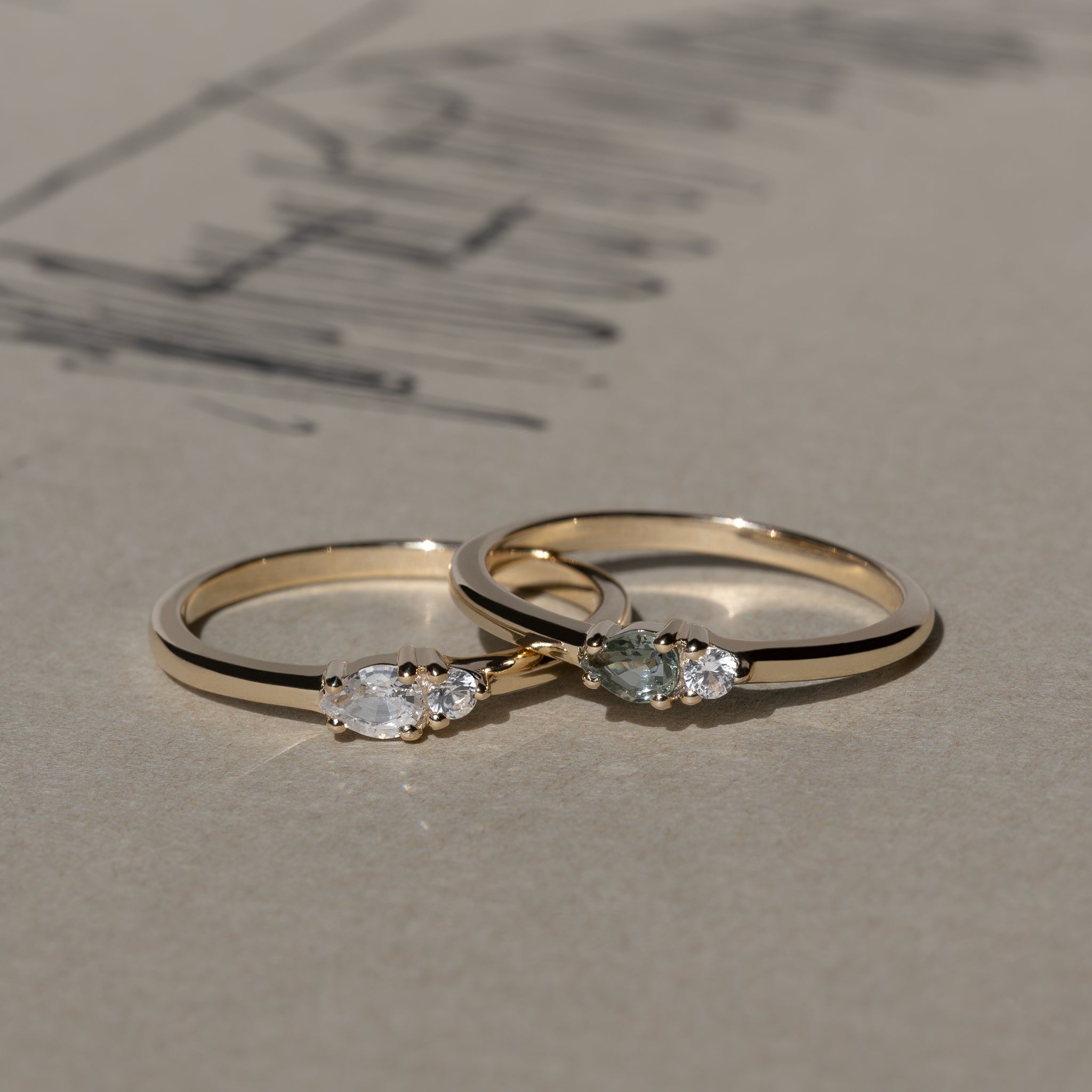 Alma Ring - White and Green Sapphire - 9k – Handcrafted Cph