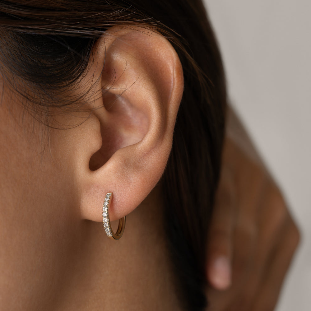 
                  
                    Palma hoops creol creoles øreringe handcraftedcph white diamond diamant laboratorie lab lab-grown 14k 585 solid gold earrings ren massiv guld elegant timeless handmade handcrafted handcraftedcph danish design classic klassisk tidløs 16mm
                  
                