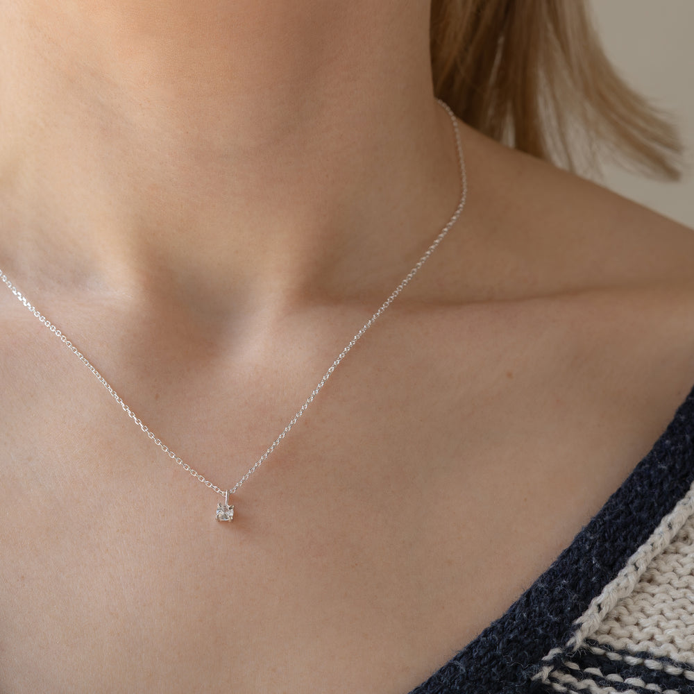 
                      
                        terra pendant charm handcraftedcph 925 sterling silver 18k gold plated forgyldt sølv crystal zircon mini charm classic handmade vedhæng 
                      
                    