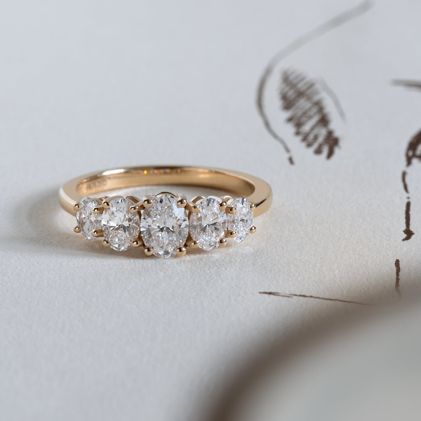 14k gold, 14 guld, guldring, gold ring, lab diamonds, diamanter, bryllup, wedding, wedding ring, vielsesring, engagement, forlovelse, forlovelsesring, engagement ring, classic design, 