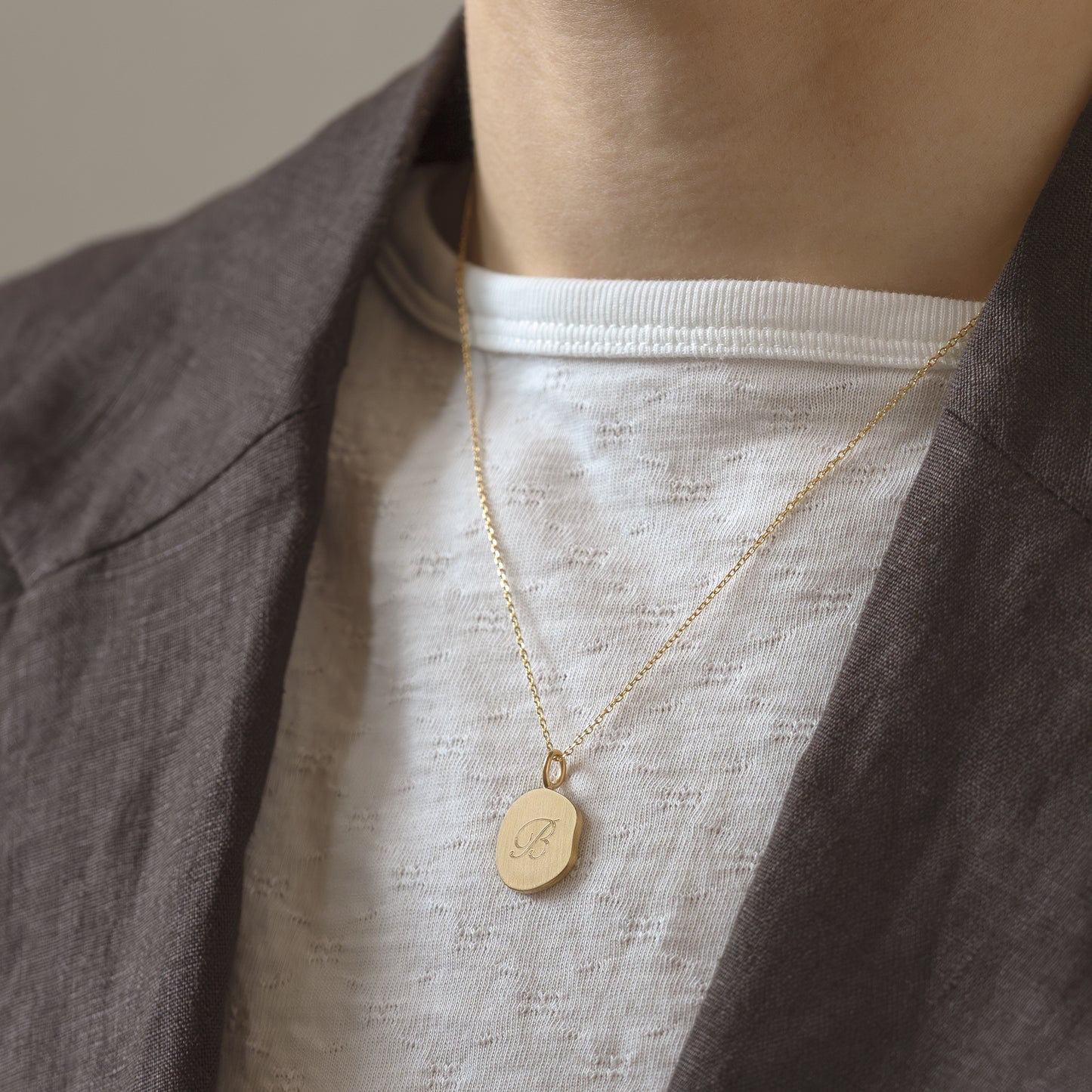 pendant vedhæng necklace halskæde sølv Silver 18k Gold Plated Silver 18k guldbelagt gave gift gaveide giftidea engraving gravering personlig personal konfirmation dåbsgave dåb mors dag mothers day fars dag fathers day 