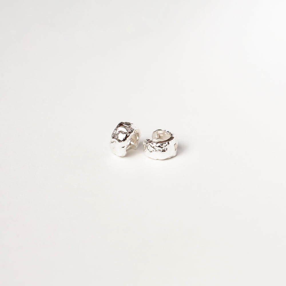 Augusta Cast hoops organic molten rough texture casting silver 18k gold plated sølv forgyldt creoles kreoler øreringe handmade handcraftedcph