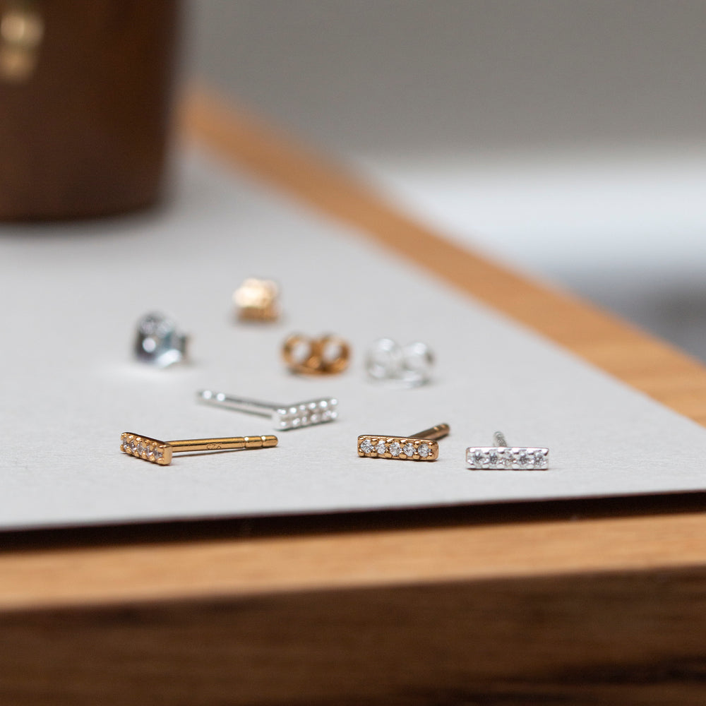 Barah ear studs ørestikker ear sticks mini bar crystal krystal sølv forgyldt 18k gold plated sterling silver handmade danish design handcraftedcph copenhagen