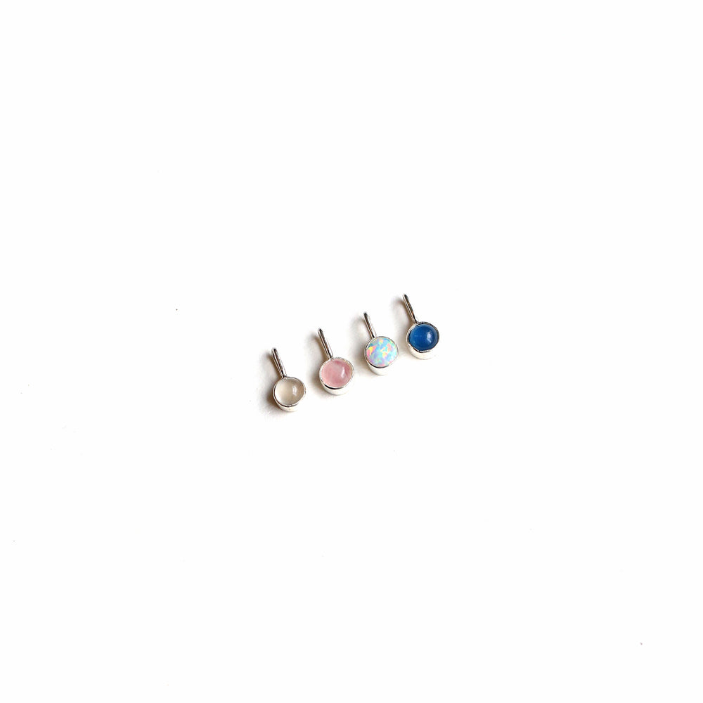 cabochon mini charm pendant handcraftedcph rose quartz rosakvarts chalcedony moon stone månesten opal 925 sterling silver 18k gold plated forgyldt sølv handmade vedhæng