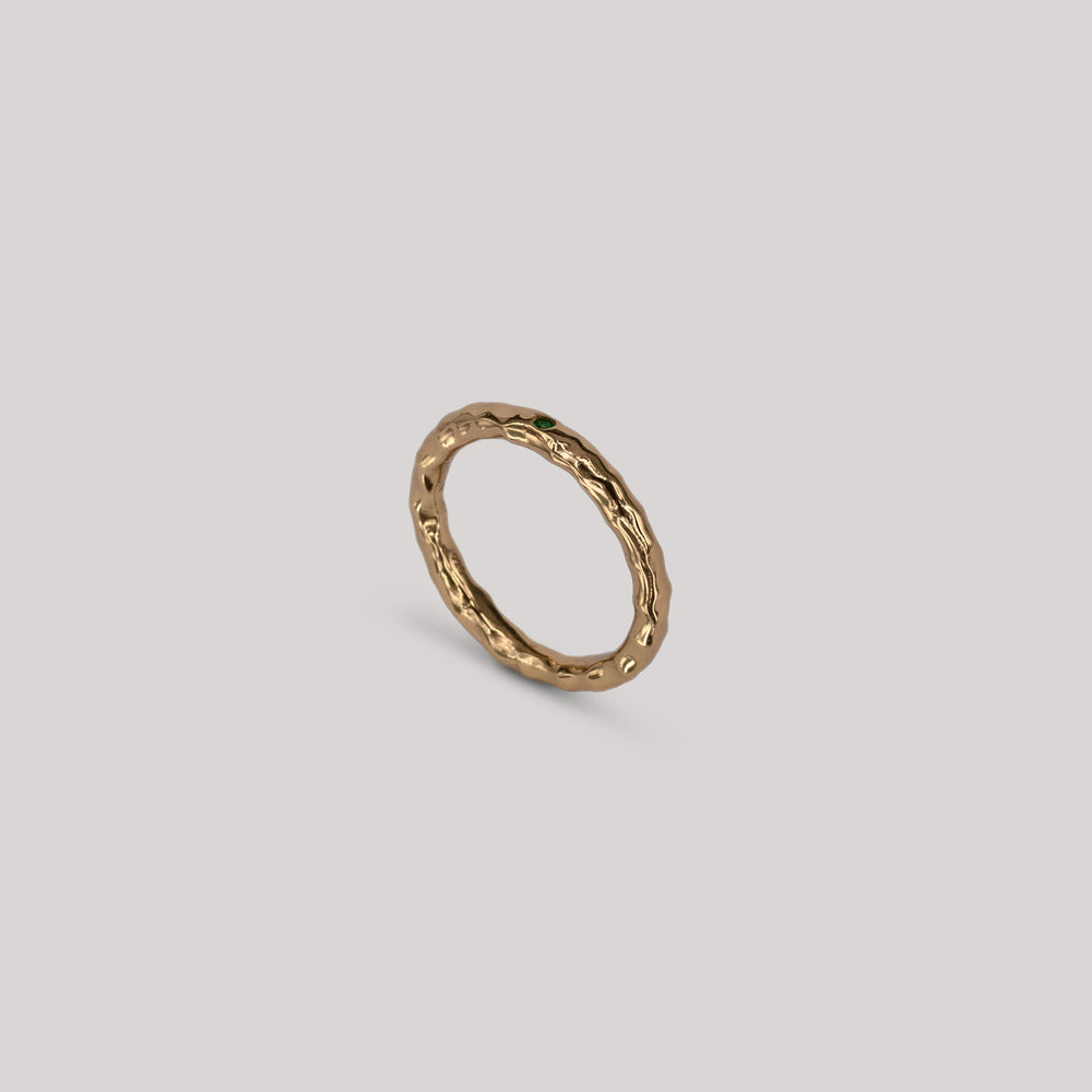 
                  
                    Meadow ring handcraftedcph organic molten textured green crystal silver 18k gold plated sølv sølvring forgyldt danish design handmade simple handcrafted anders forup
                  
                