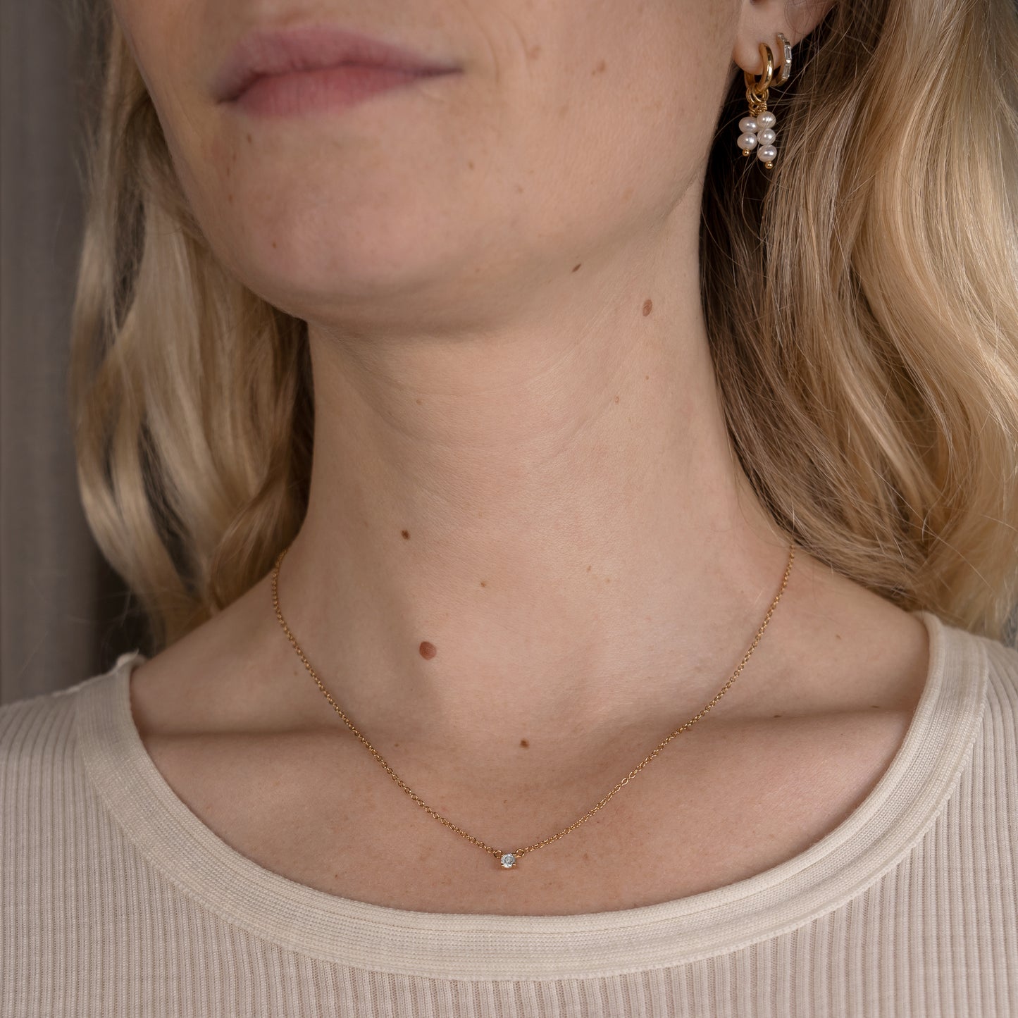 Sophia Necklace 925 Sterling silver 18k gold plated forgyldt sølv halskæde floating zircon crystal krystal simple elegant Danish design HandcraftedCPH handcrafted Copenhagen handmade classic timeless