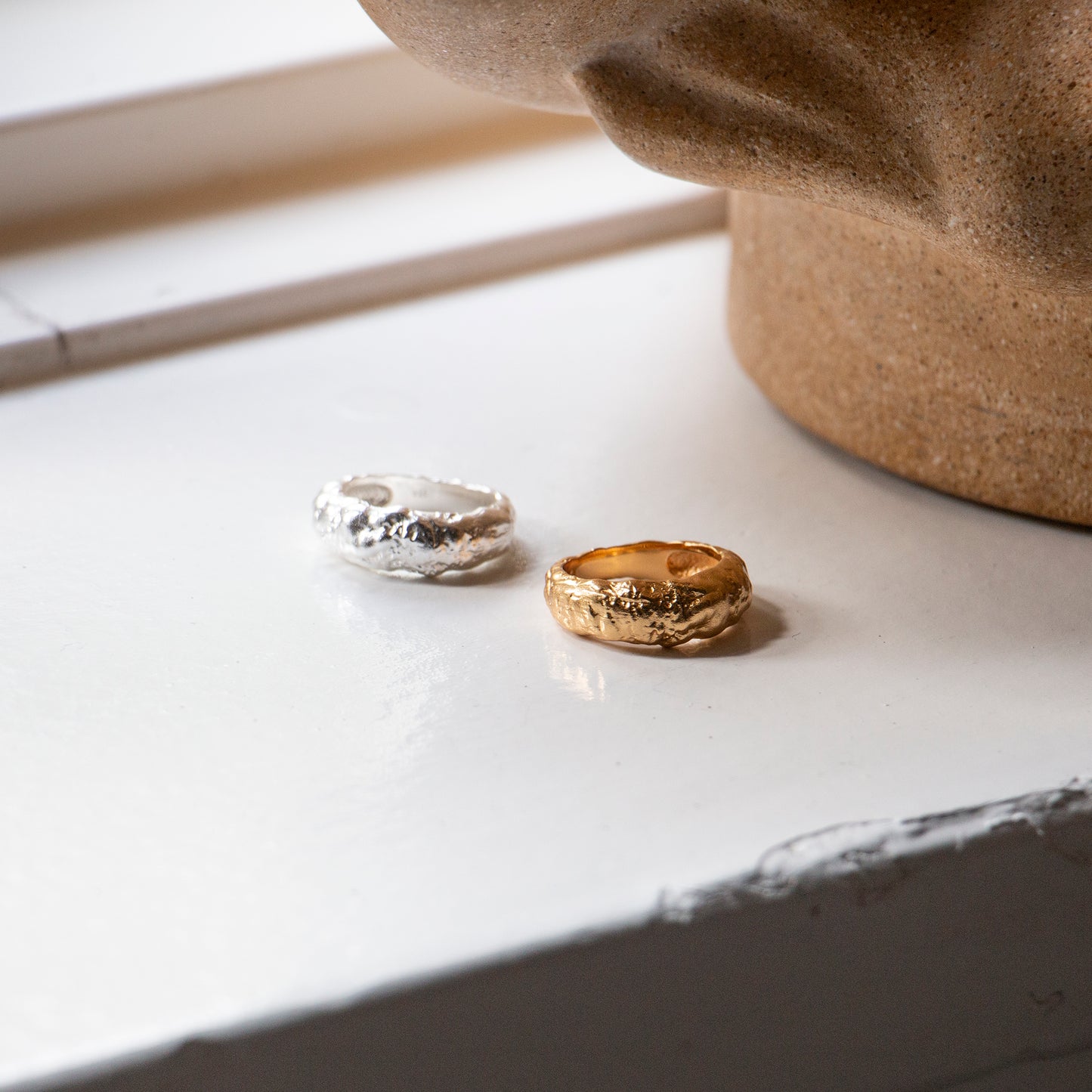 ada dome ring molten melted organic cast ring silver 18k gold plated sølv forgyldt organisk smeltet støbt ring håndlavet handmade handcraftedcph danish design