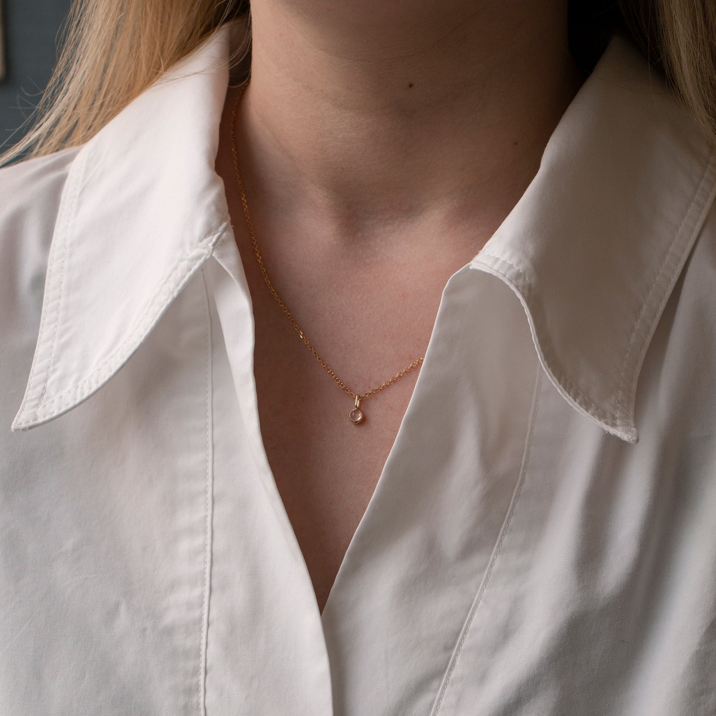 
                  
                    rose quartz Claire sold gold 9k massiv guld bezel pendant charm vedhæng hancraftedcph classic.
                  
                